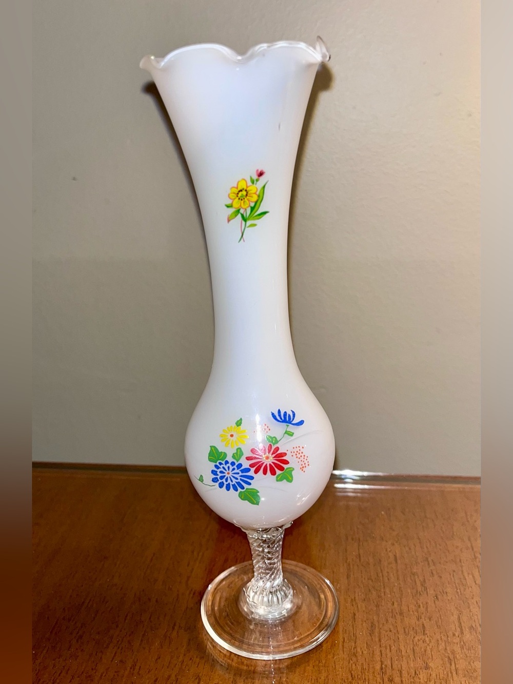 Vintage 50’s White Frosted Hand Painted Flower bud vase w/ clear swirls stem 8”